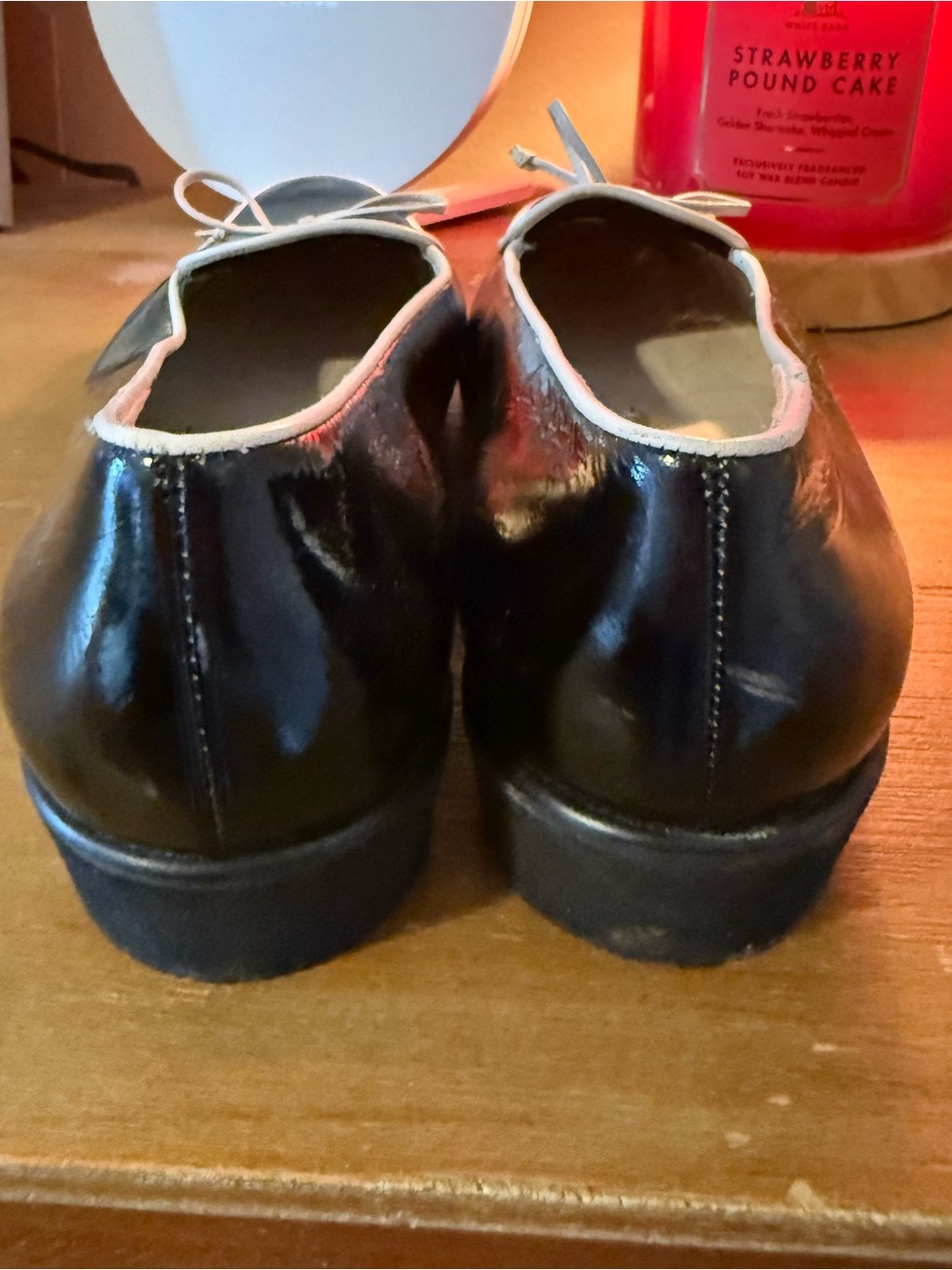 Salvatore Ferragamo Black Patent Leather Ballet Loafers with White Trim Bow 6 - Picture 8 of 9